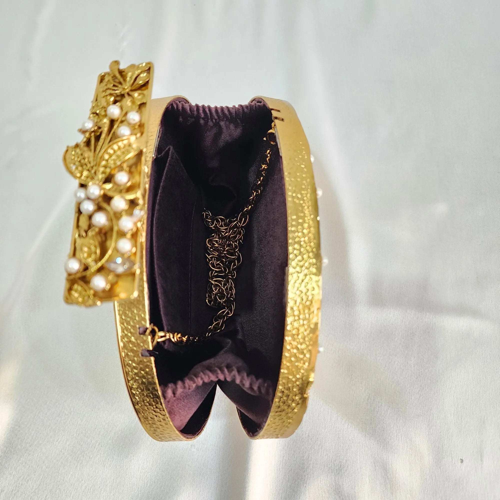 Pearl Clutch with Sling - White & Gold