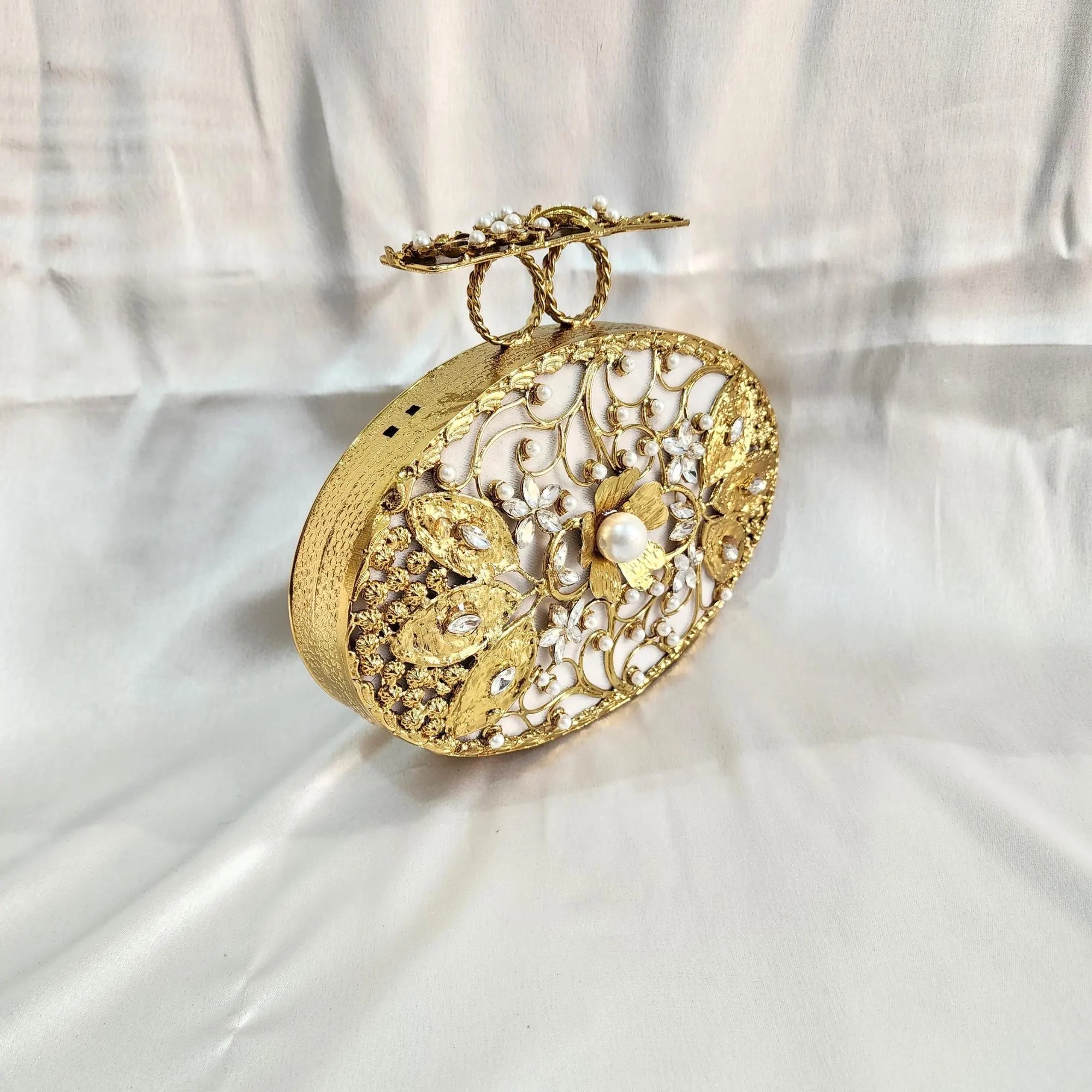 Pearl Clutch with Sling - White & Gold