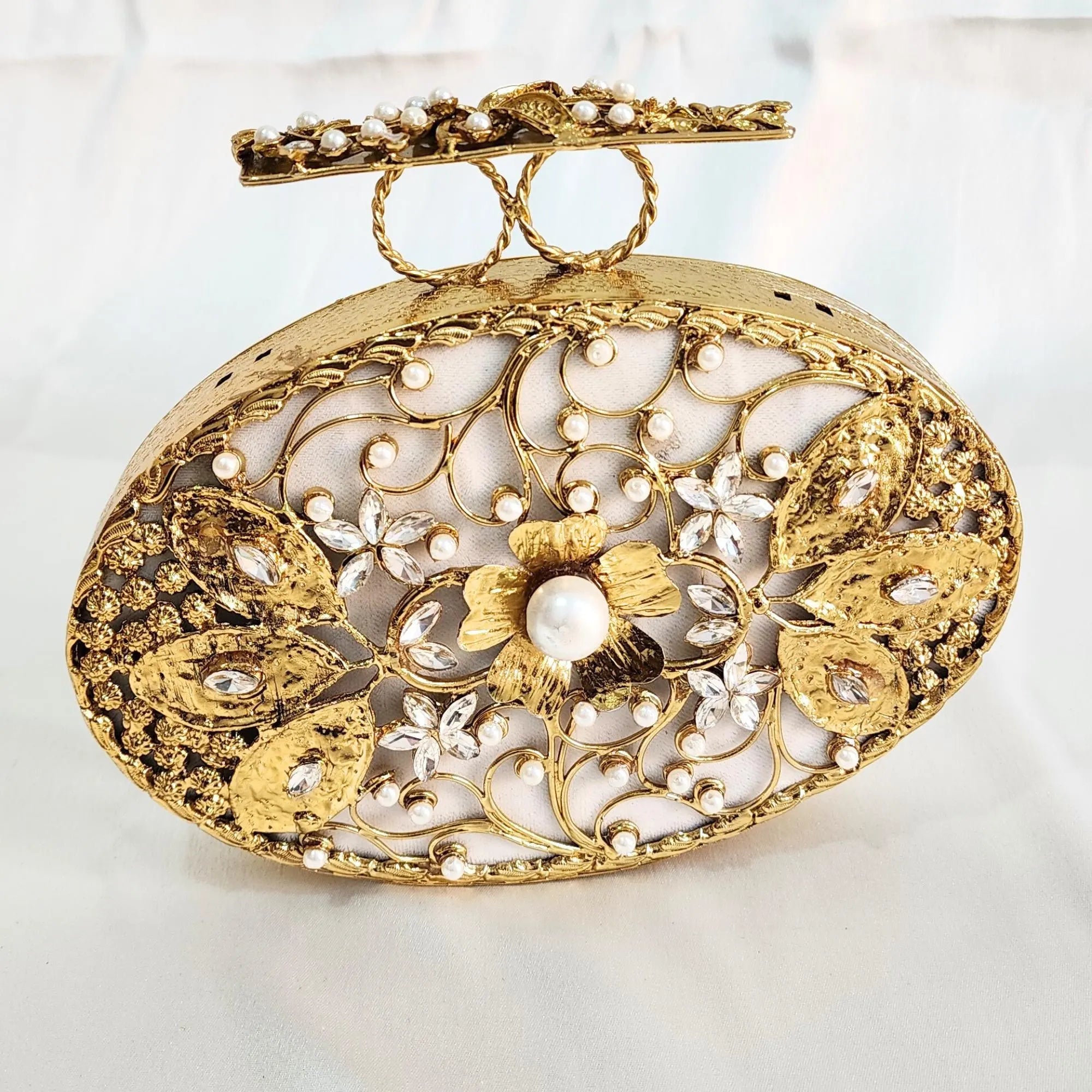 Pearl Clutch with Sling - White & Gold